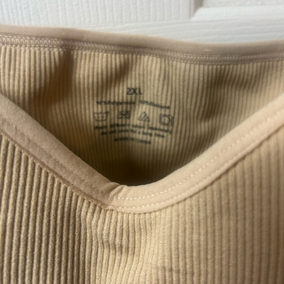 Stylish Tan straps/strapless bra NWOT XXL - Picture 3 of 5